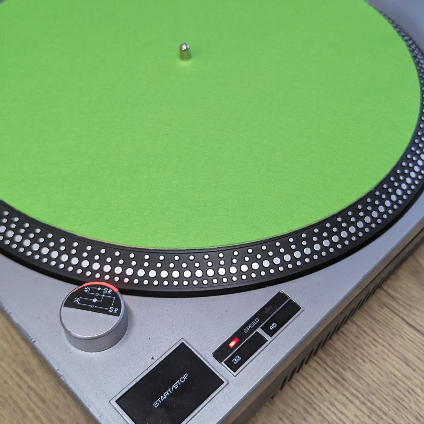 Pure green Felt Slipmat - A Mat of Purest Green!
